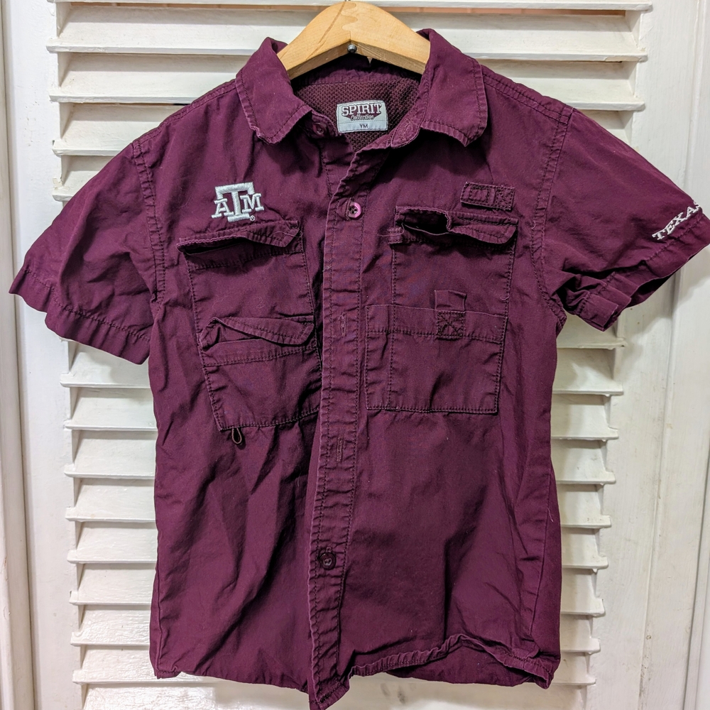 Spirit Men's Burgundy Casual Button Down Shirt
